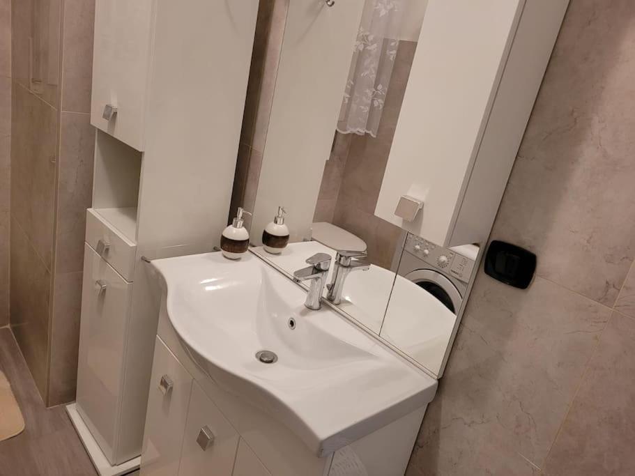 Bilocale: 5 Minuti Dall'Ariston Sanremo Exterior foto